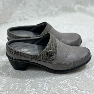 Easy Street Journey Mules Gray Women’s sz 7